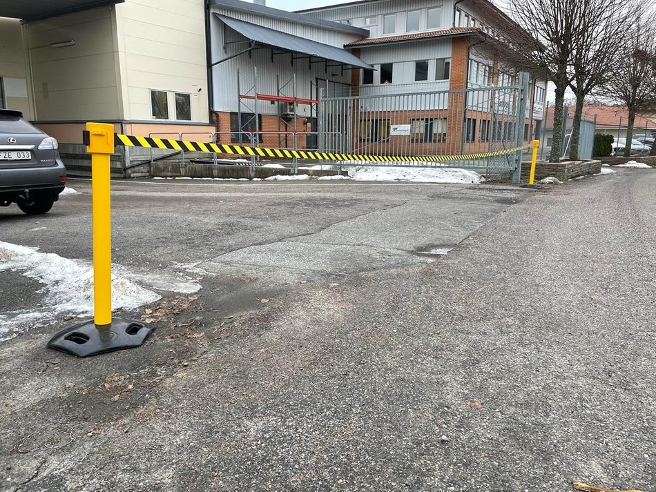 FlexiBarrier Poste de cinta - Exterior 1050 - (cinta de 10.6m)