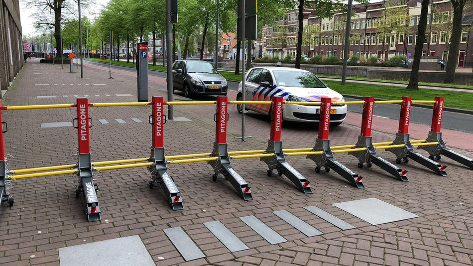 Barrera móvil antiterrorista para vehículos -F11- (Certificada HVM)