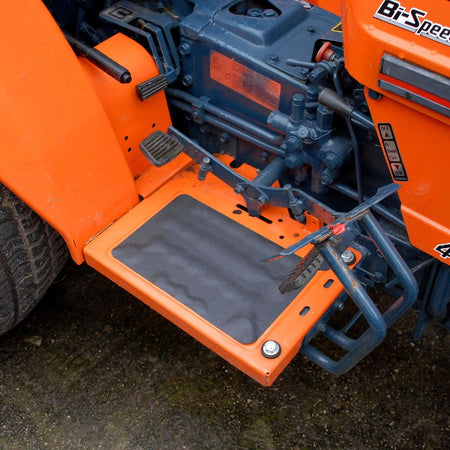 H3402N-Black-Coarse-Safety-Grip-Applied-to-Construction-Equipment-6