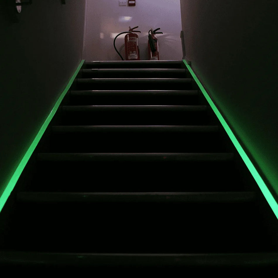 Cinta fotoluminiscente de evacuación de alta calidad – Premium Clase C