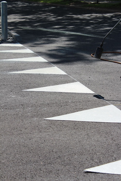 PREMARK® – Línea de ceda el paso (dientes de tiburón) – varios tamaños